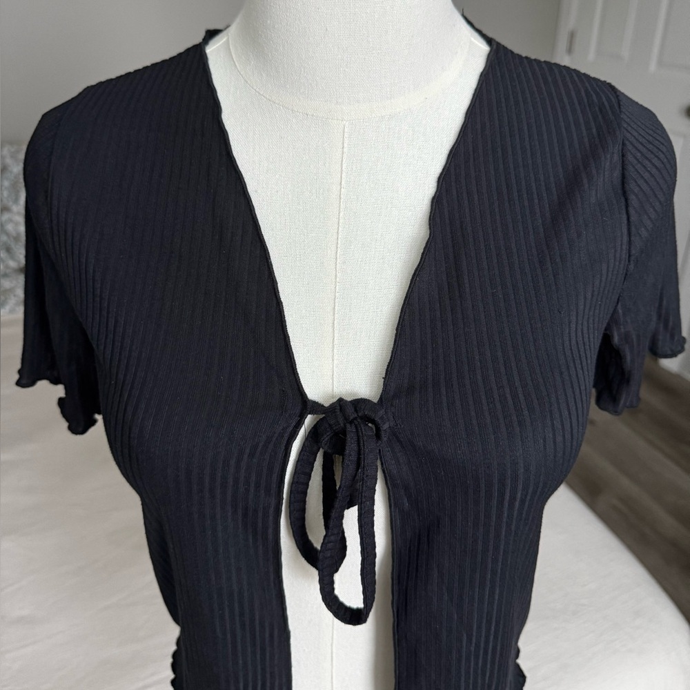 Poof New York | Black Ribbed Tie Front Top - Picture 2 of 6